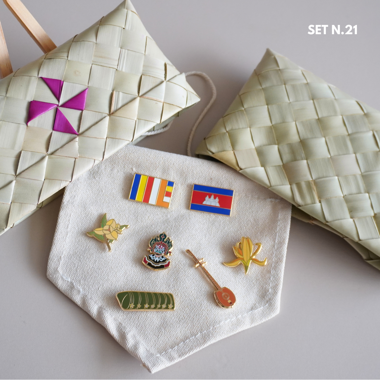 Khmer - Set N.21 (Hanging Badge)