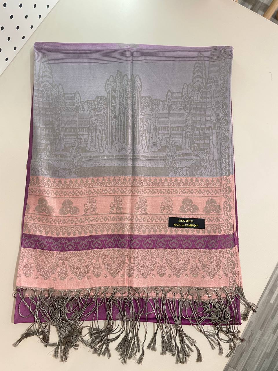 Khmer Krama (Scarf) - ក្រម៉ាខ្មែរ7 (Silk)