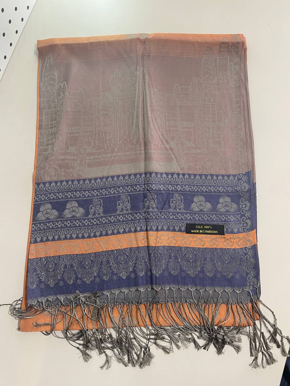 Khmer Krama (Scarf) - ក្រម៉ាខ្មែរ7 (Silk)